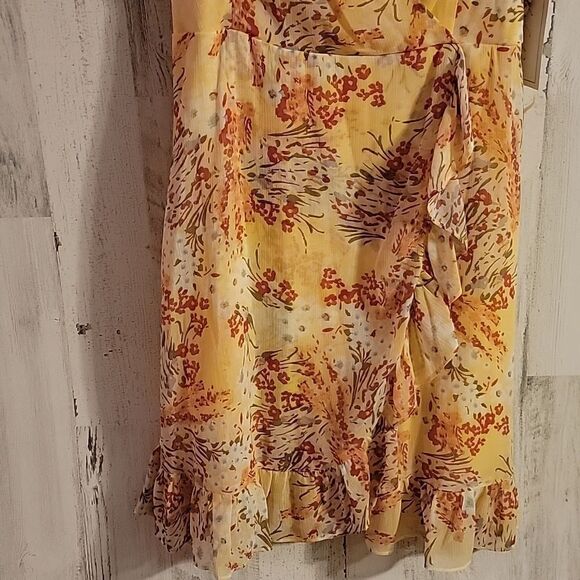 NWT Bleecker 126 Cold Shoulder Dress with sash ADORABLE - Picture 8 of 16